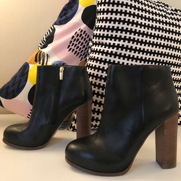 Vince Camuto Black Leather High Heel Booties - Picture 3 of 6